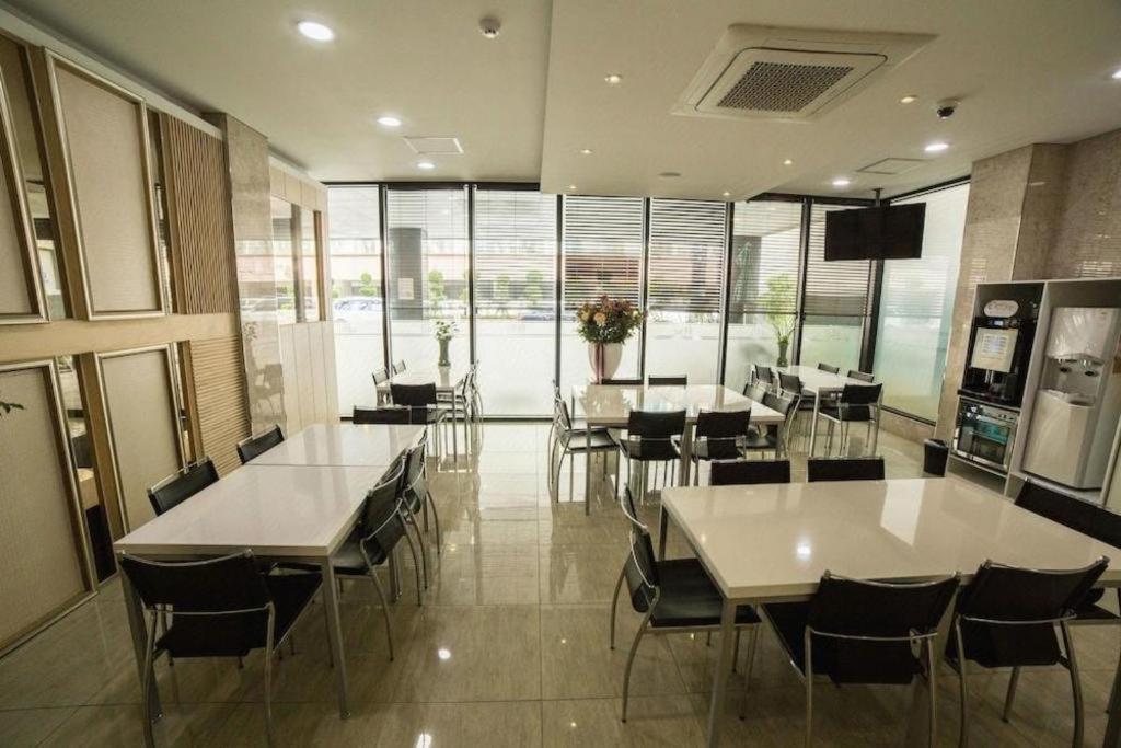 Reve Business Hotel Jeju Exteriör bild